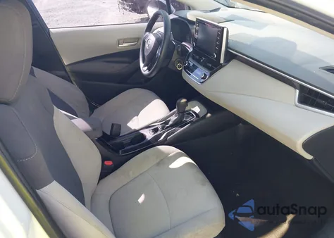 2021 Toyota Corolla Le из США, поврежденный, VIN 5YFEPMAE3MP185840